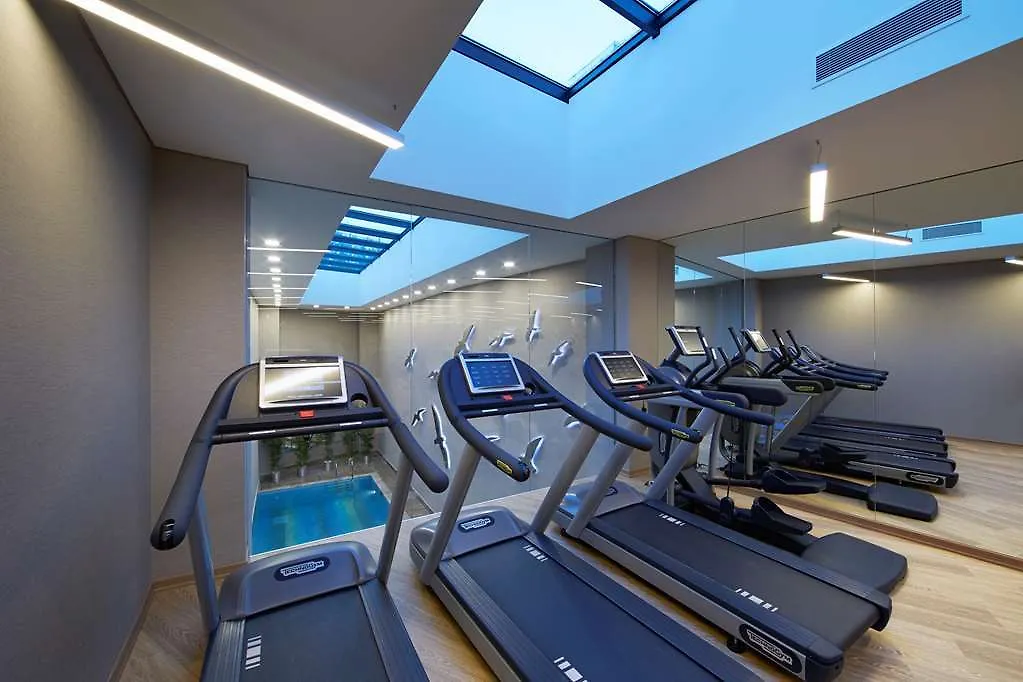 Doubletree By Hilton Istanbul Gayrettepe Hotel