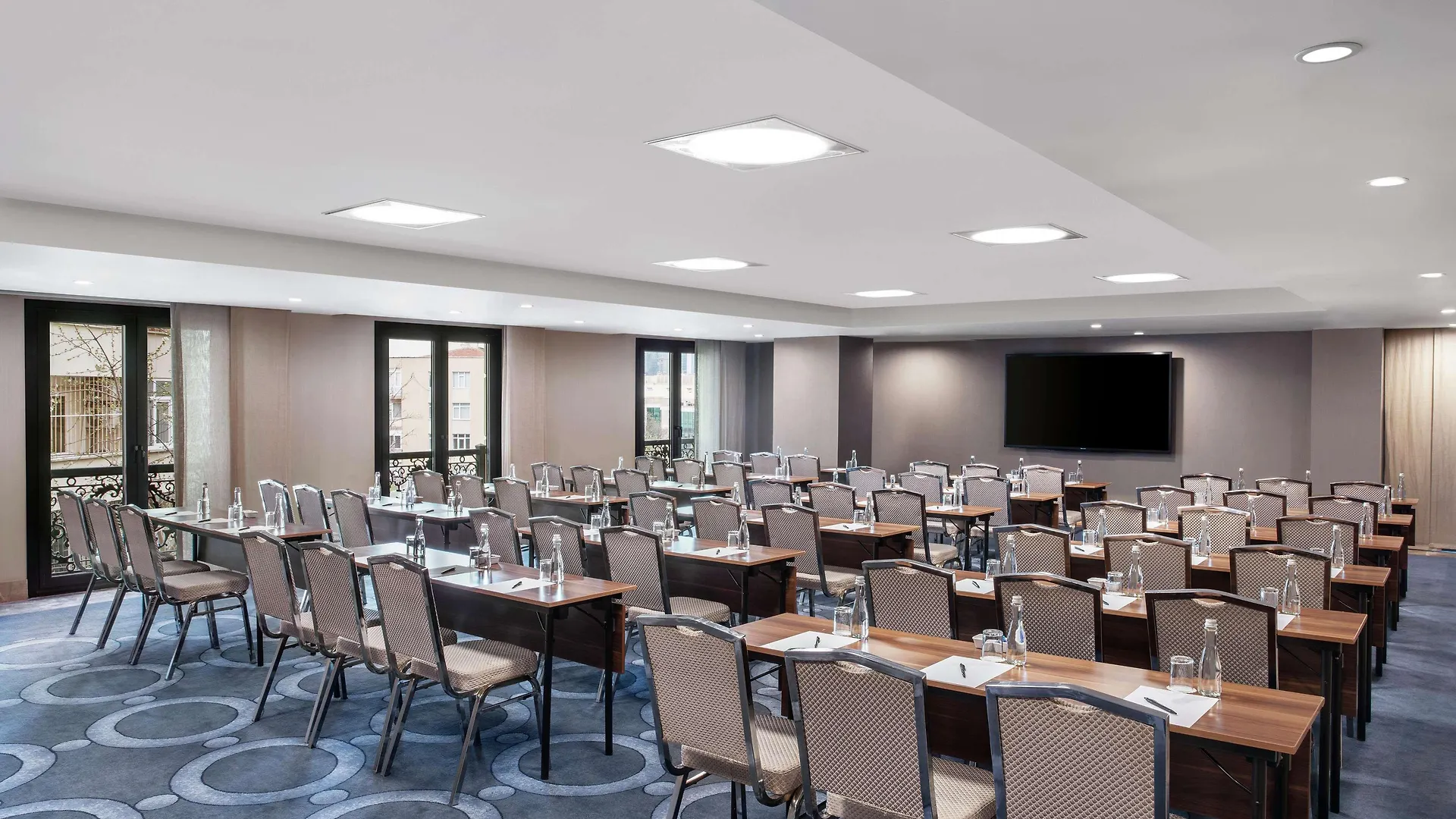 Doubletree By Hilton Istanbul Gayrettepe Hotel