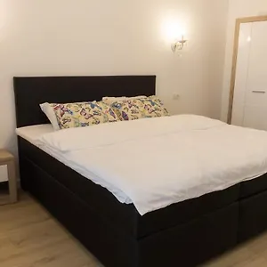  Otel M Romanya
