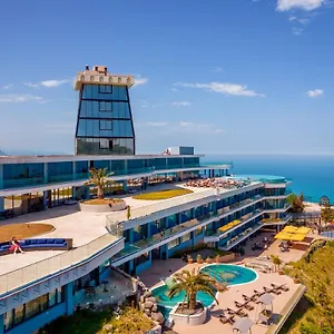 https://litz-resort.batumihotels.net