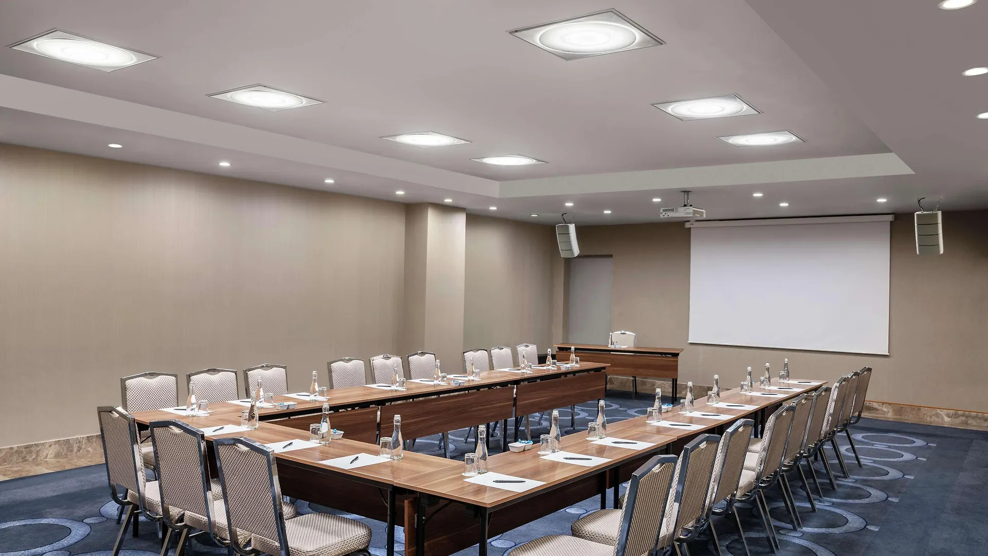 Doubletree By Hilton Istanbul Gayrettepe Hotel 5*,  Turkey
