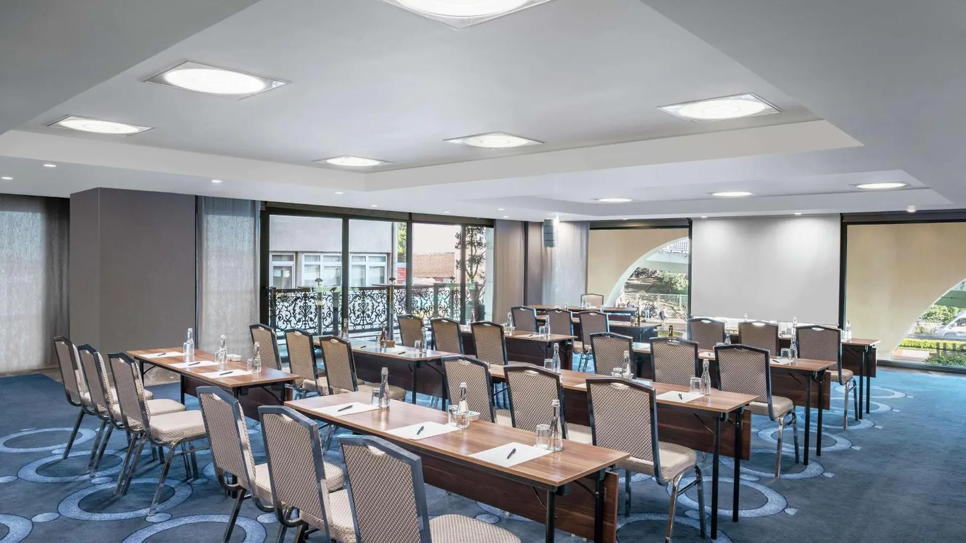 Doubletree By Hilton Istanbul Gayrettepe Hotel